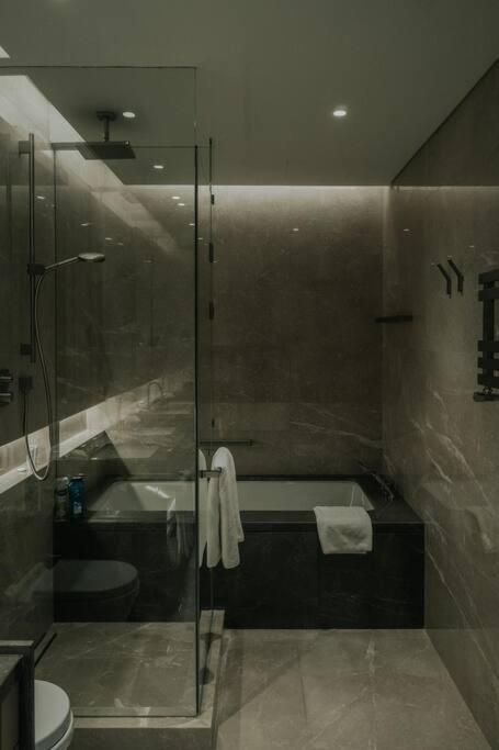 Serviced Luxurious 3+1 In Address Emaar Square Istanbul Ngoại thất bức ảnh